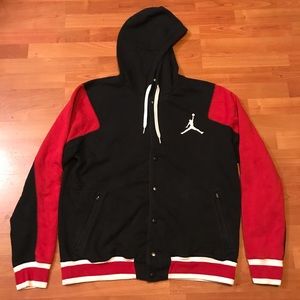 🔥Jordan Varsity Hoodie bred